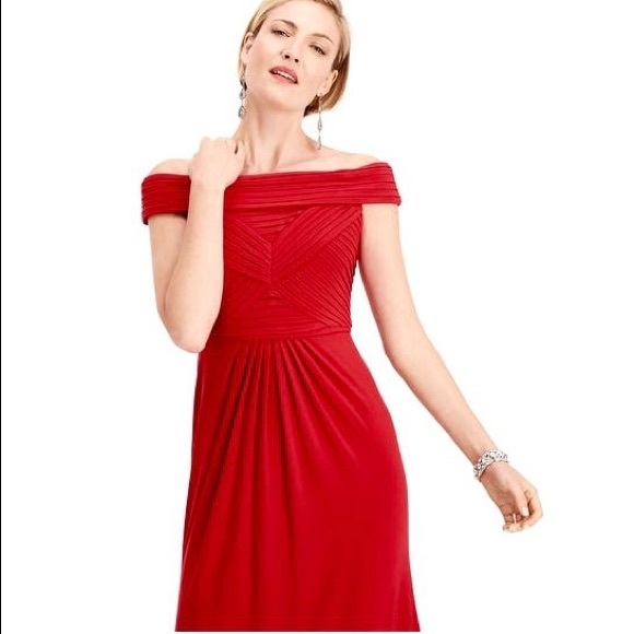 Adrianna Papell Womens Gown Red Size 4 
Pleated Off Shoulder Pintuck - Picture 5 of 10